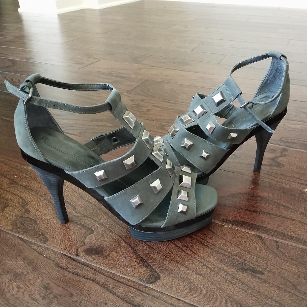 Bcbg Maxazria Gray Leather Sandals Heels Platforms